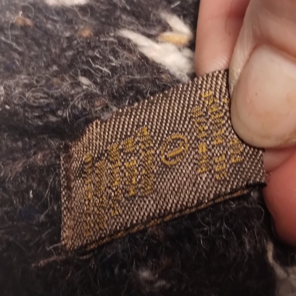 Authentic Issue sweater - Picture 4 of 5